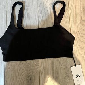 Alo yoga black sports bra